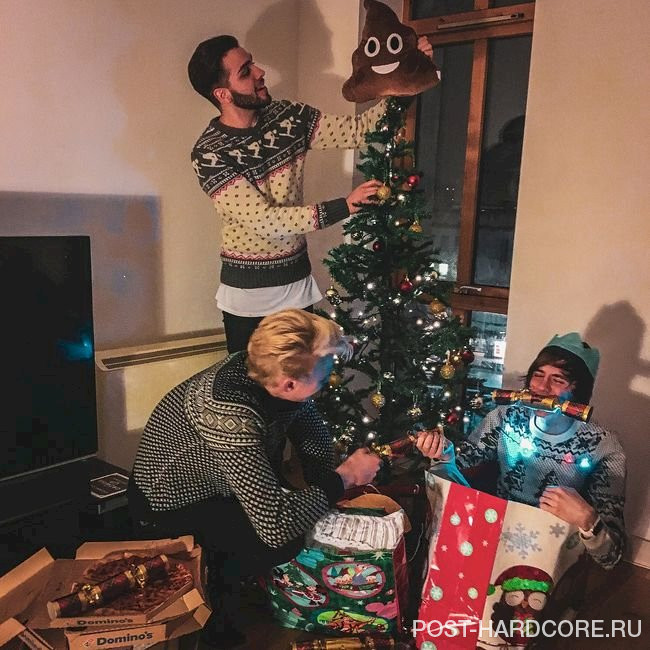 Beyond Recall - Santa Claus Is Comin' to Town [single] (2021)